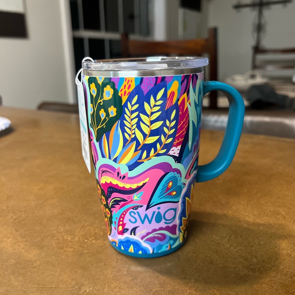 New Swig Colorful 18oz insulated Travel Mug